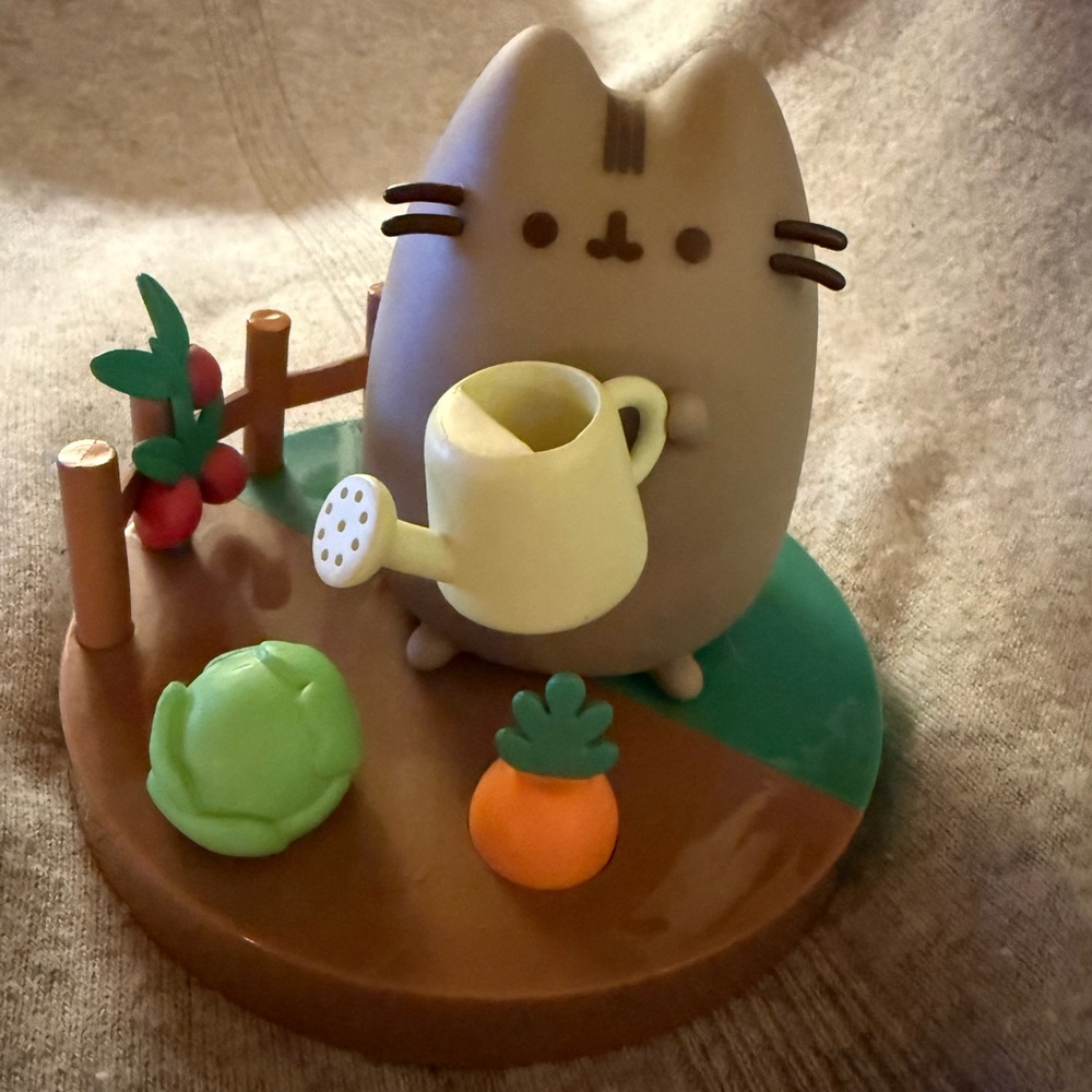 Pusheen Gardener